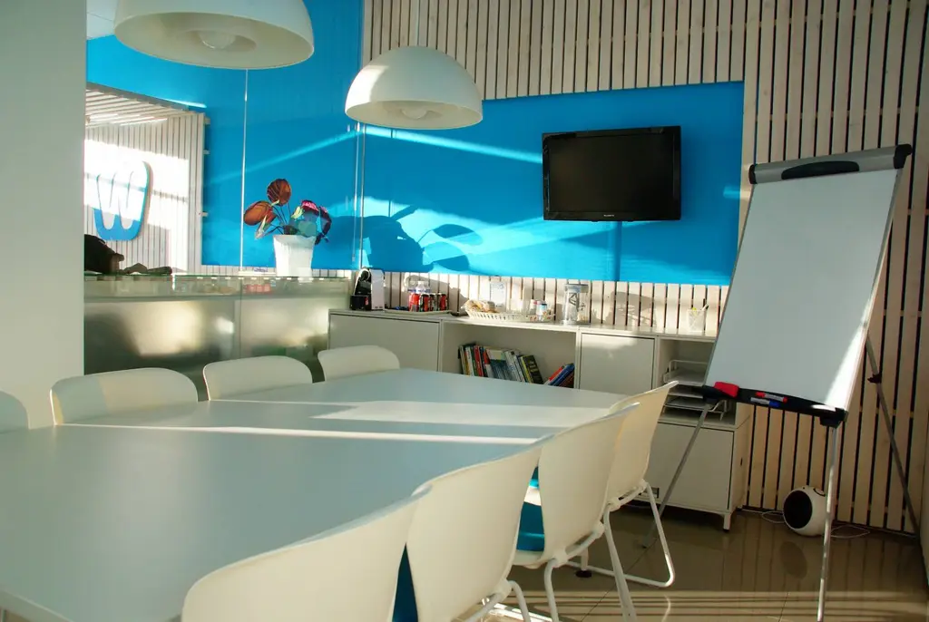 Contemporary office chairs and workspace design by The Commercial Interior Company Ltd Kingston upon Thames